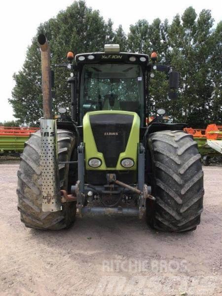 CLAAS XERION 3800 TRAC VC Tractors