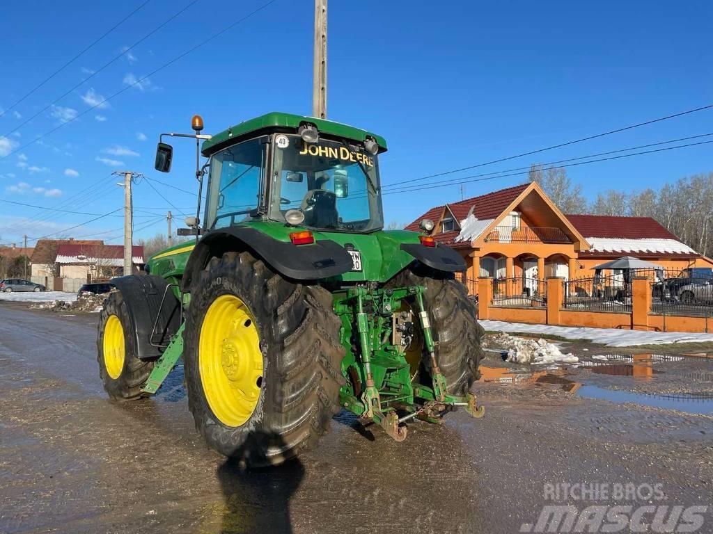 John Deere 8320 Tractors