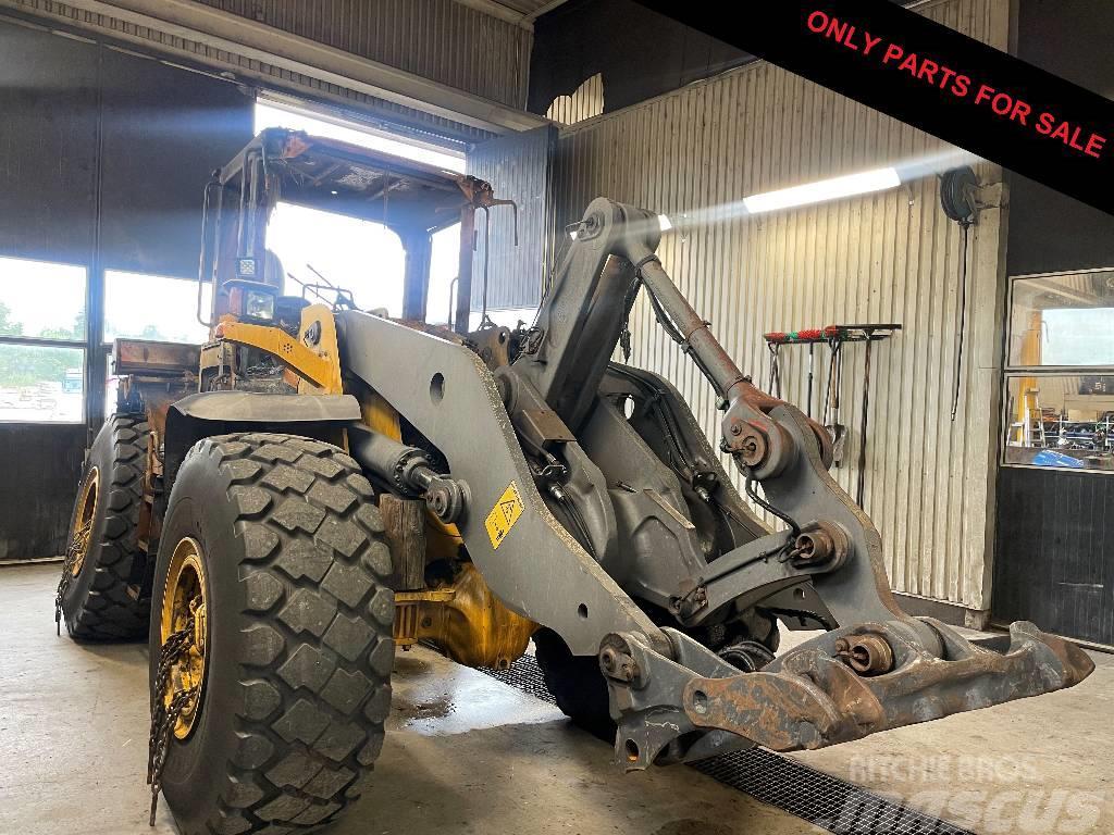 Volvo L 120 F Dismantled: only spare parts Pale gommate