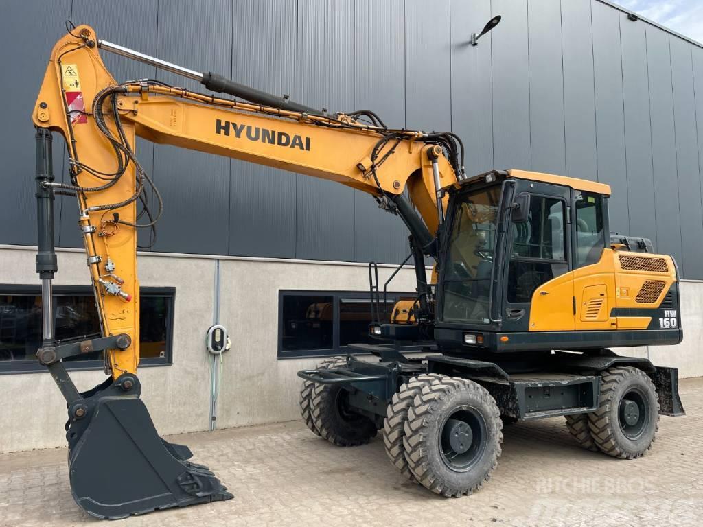Hyundai HW 160  -- HW160  --  18620 kg Wheeled excavators
