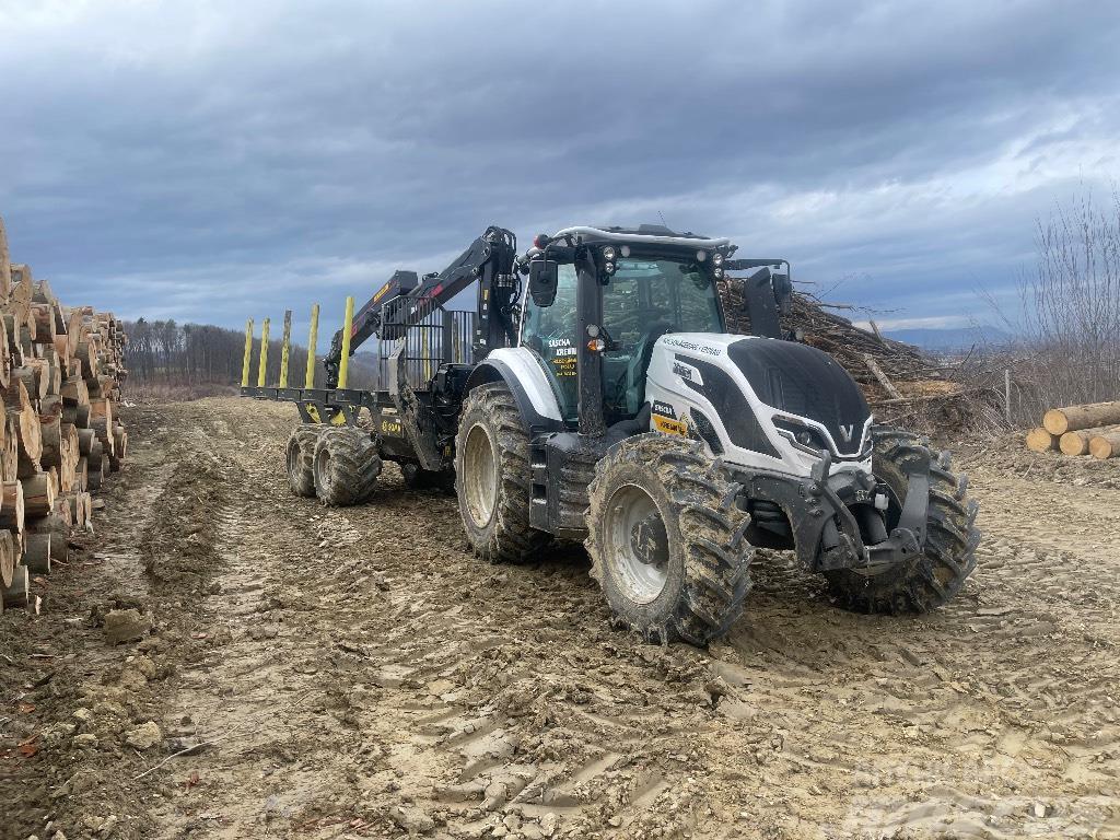 Valtra T 145 Forestry tractors