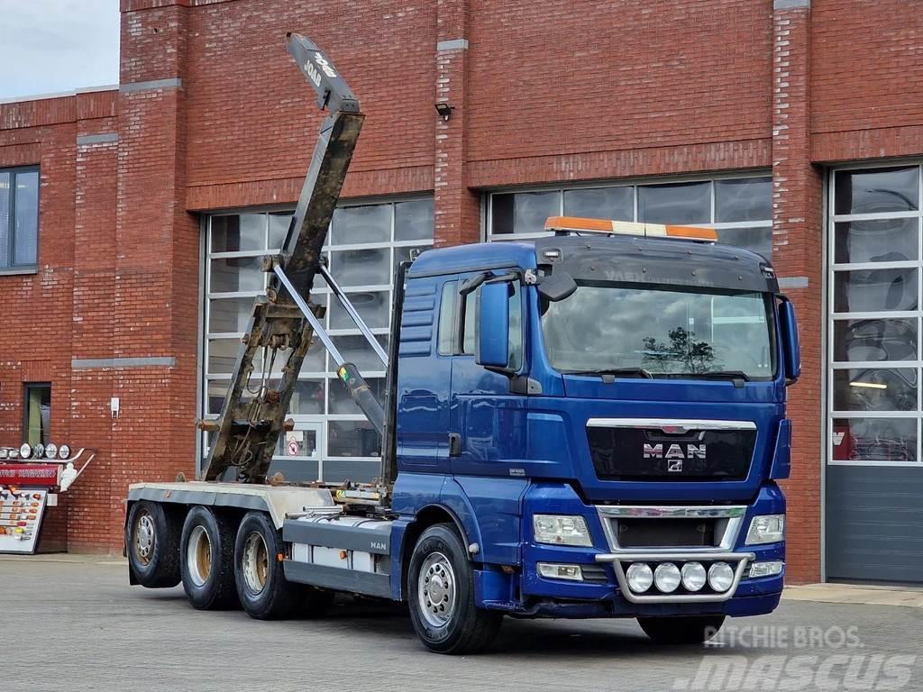 MAN TGX 35.480 8x4*4 - Hooklift - Steering axle - Euro Hook lift trucks