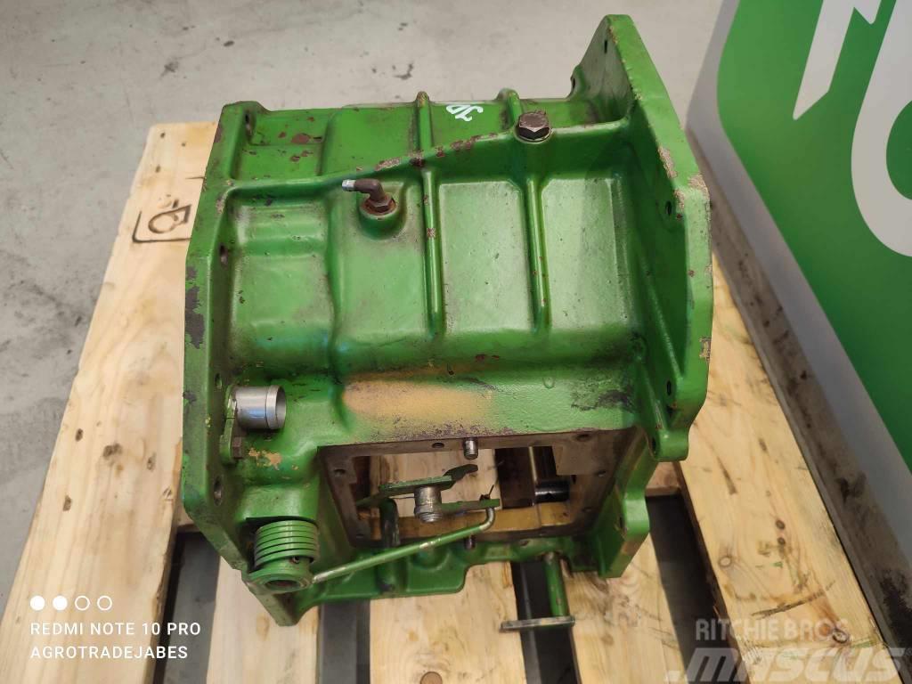 John Deere 6300 (AL115113) gearbox case Transmission