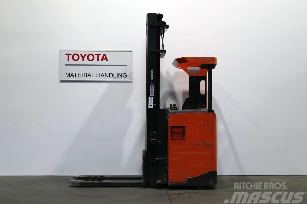 Toyota SRE160L Self propelled stackers