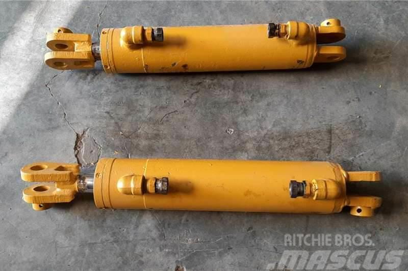 Bell 1756 Hydraulic Lift Cylinder Other trucks