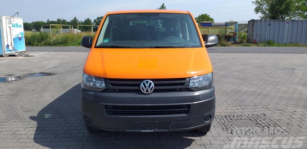 Volkswagen TRANSPORTER T5 (9 - OSOBOWY) Cars