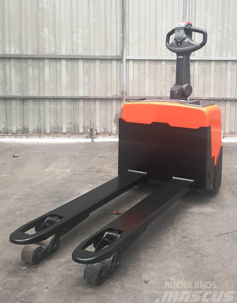 BT LWE 130 Minimover Low lifter