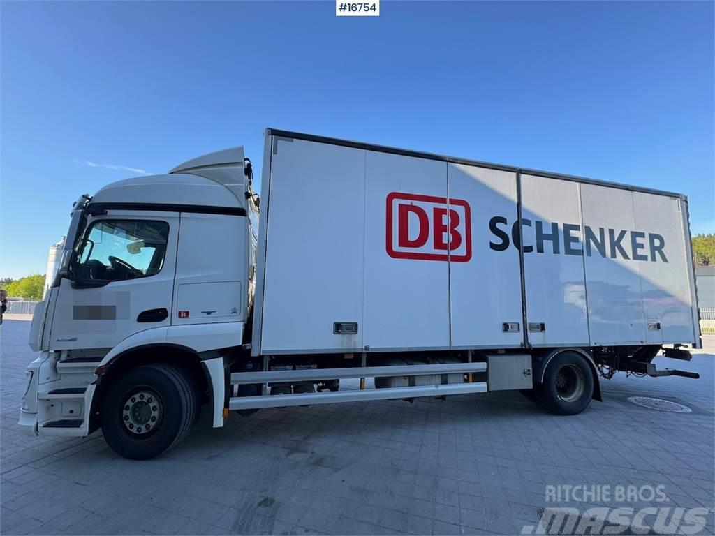 Mercedes-Benz Actros 1835 4x2 box truck w/ full side opening and Box body trucks