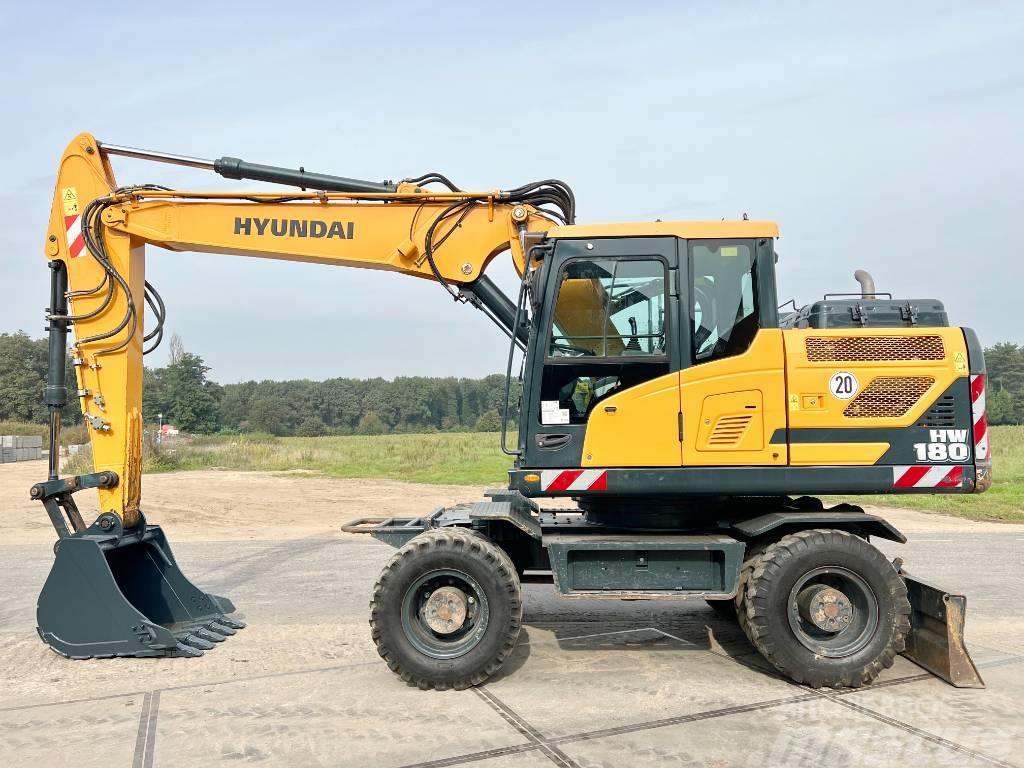 Hyundai HW180 - Excellent Condition / Well Maintained Wheeled excavators