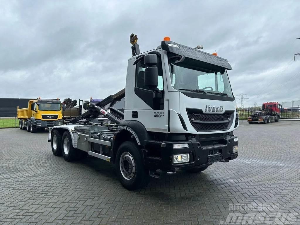 Iveco Trakker 450 6x4 Haaksysteem Euro 6 Hook lift trucks