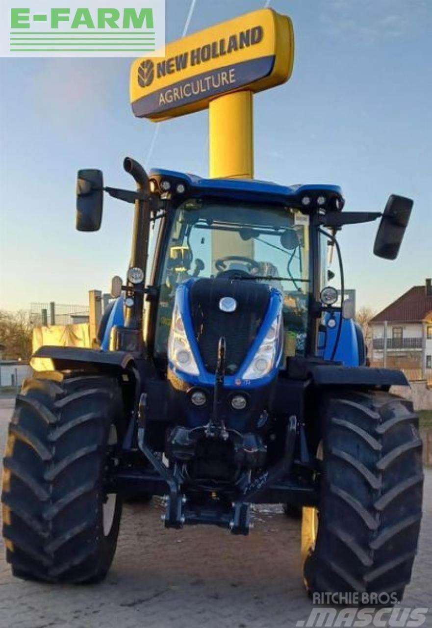 New Holland t7.225ac Tractors