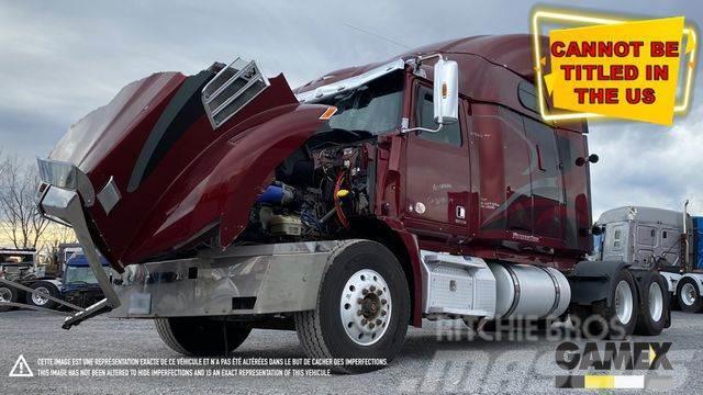 Western Star 5700XE DAMAGED HIGHWAY TRUCK Tractor Units