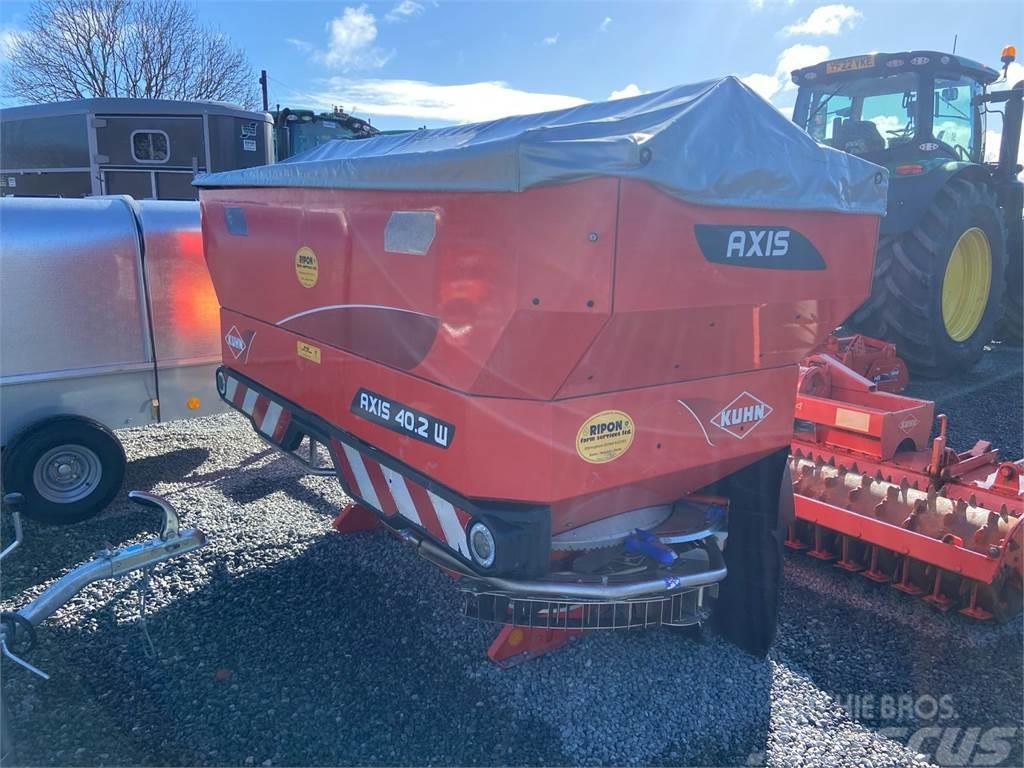 Kuhn Axis 40.2W Mineral spreaders
