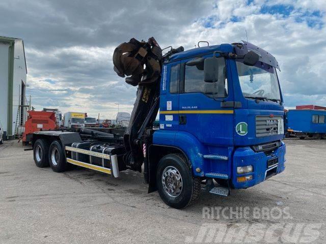 MAN TGA 26.440 6X4 for containers with crane vin 945 Crane trucks