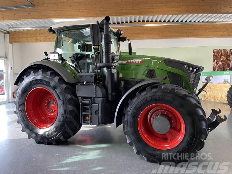Fendt 933 Vario Gen 7 Profi Plus mit Gewährleistung 05/2 Tractors