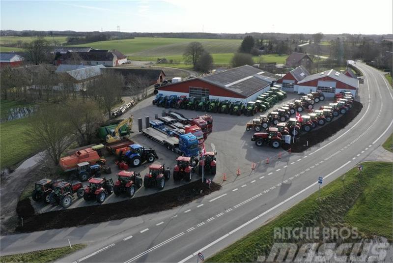 New Holland TL90 PÅ VEJ HJEM! Tractors