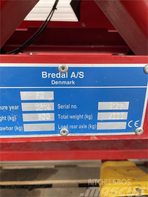 Bredal F2 3000 Mineral spreaders