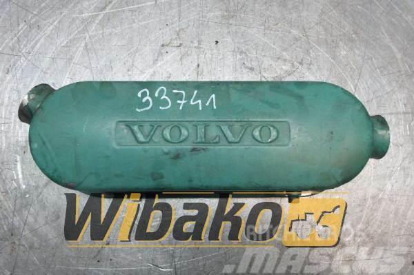 Volvo Oil cooler Volvo D16 1664073-06 Other components