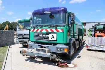 MAN M 2000