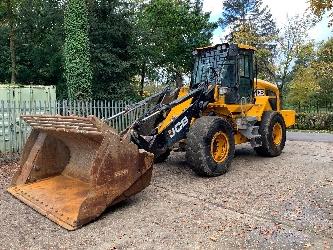 JCB 437 HT