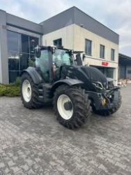 Valtra T 235
