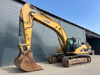 CAT 330D