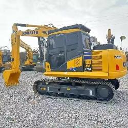 Komatsu PC130