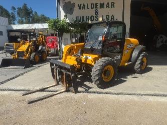 JCB 527-55
