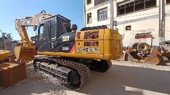 CAT 330