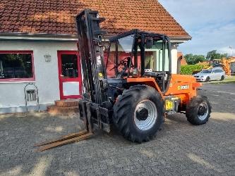 JCB 930-4