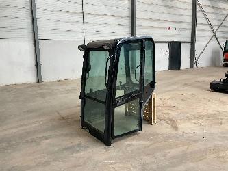 Kubota U 27-4