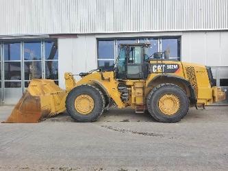 CAT 982M