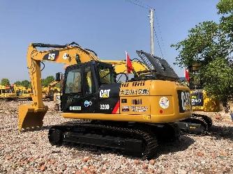 CAT 320D