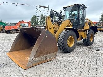 CAT 926M
