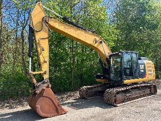 CAT 323 E