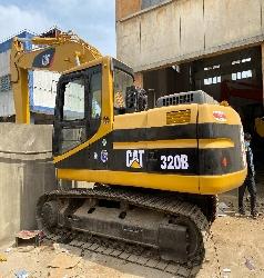 CAT 320 B