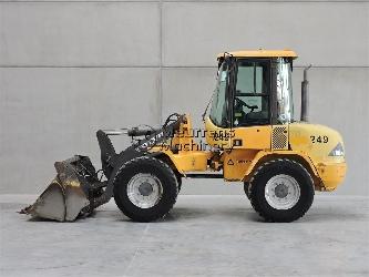 Volvo L30B