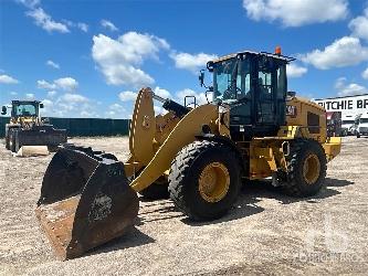 CAT 930M