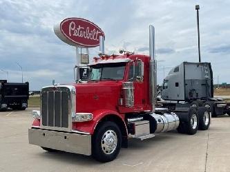 Peterbilt 389