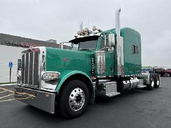 Peterbilt 389