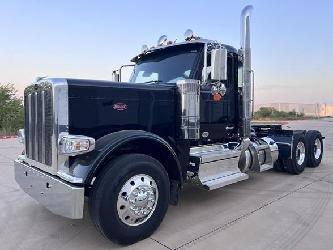 Peterbilt 589