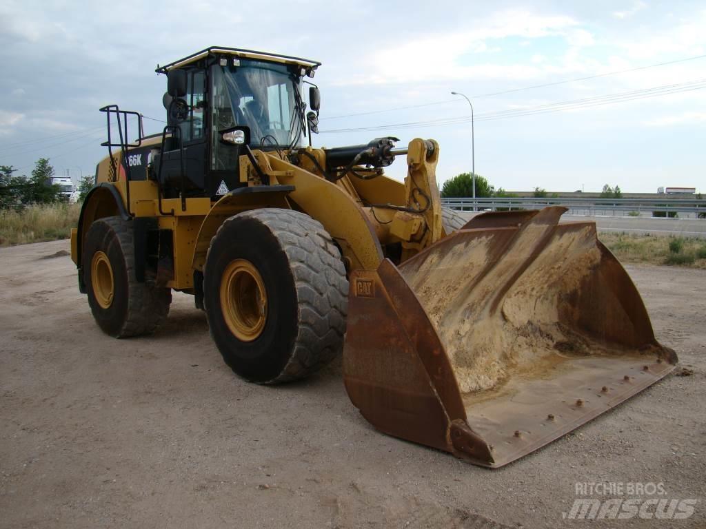 CAT 966 K Pale gommate