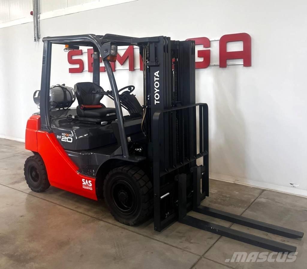 Toyota 10831 8FGF20 Carrelli elevatori GPL