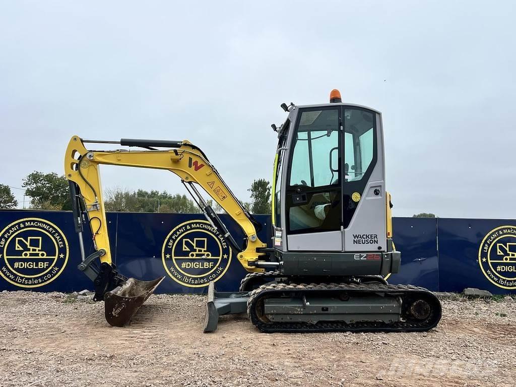 Wacker Neuson EZ26 Miniescavatori