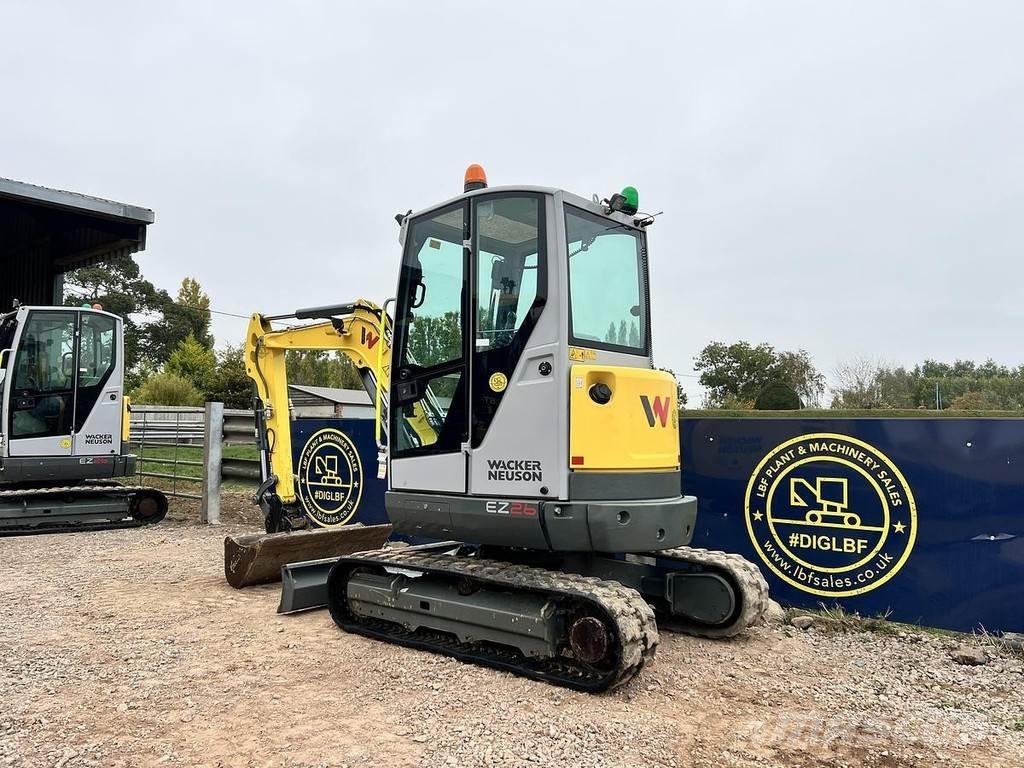 Wacker Neuson EZ26 Miniescavatori