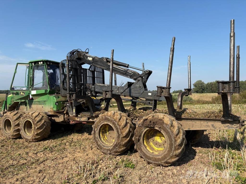 John Deere 1110G Forwarder