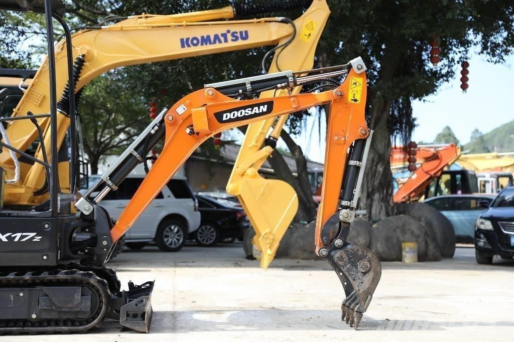 Doosan DX 17 Escavatori cingolati