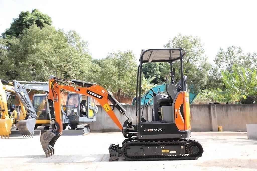 Doosan DX 17 Escavatori cingolati