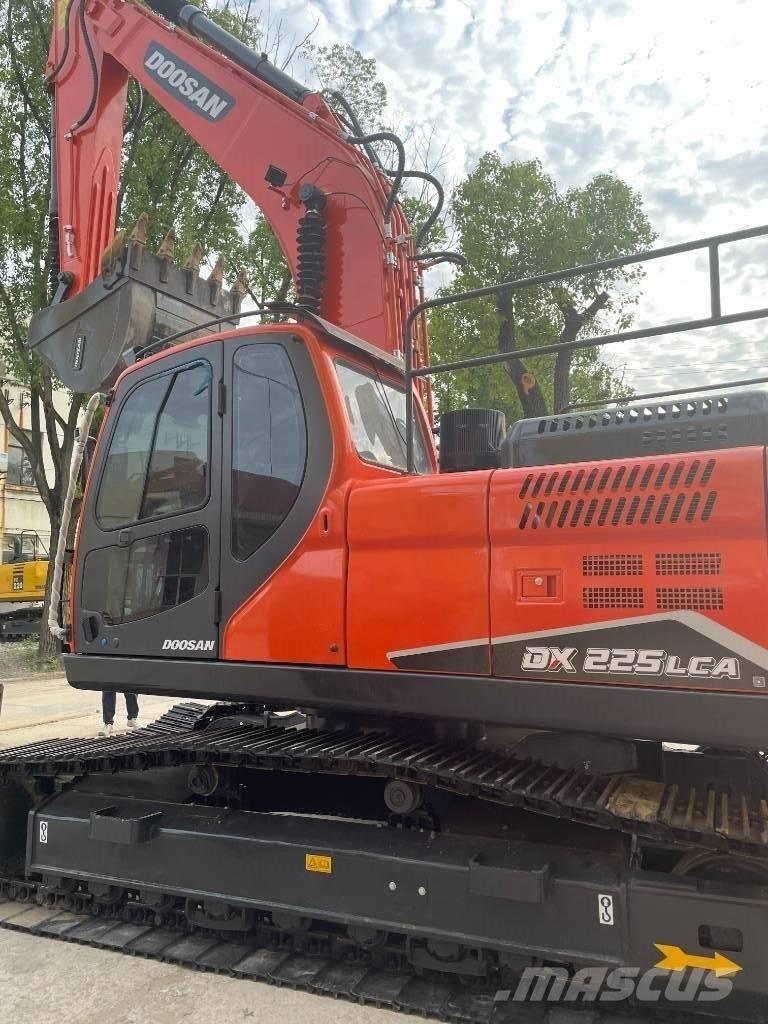 Doosan DX 225 Escavatori medi 7t - 12t