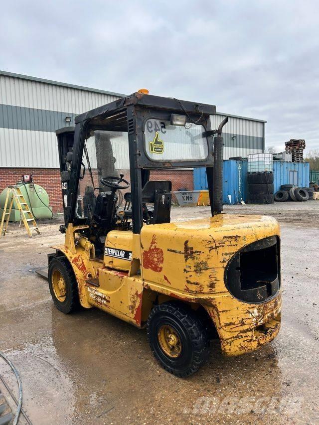 CAT DP 35 K Carrelli elevatori diesel